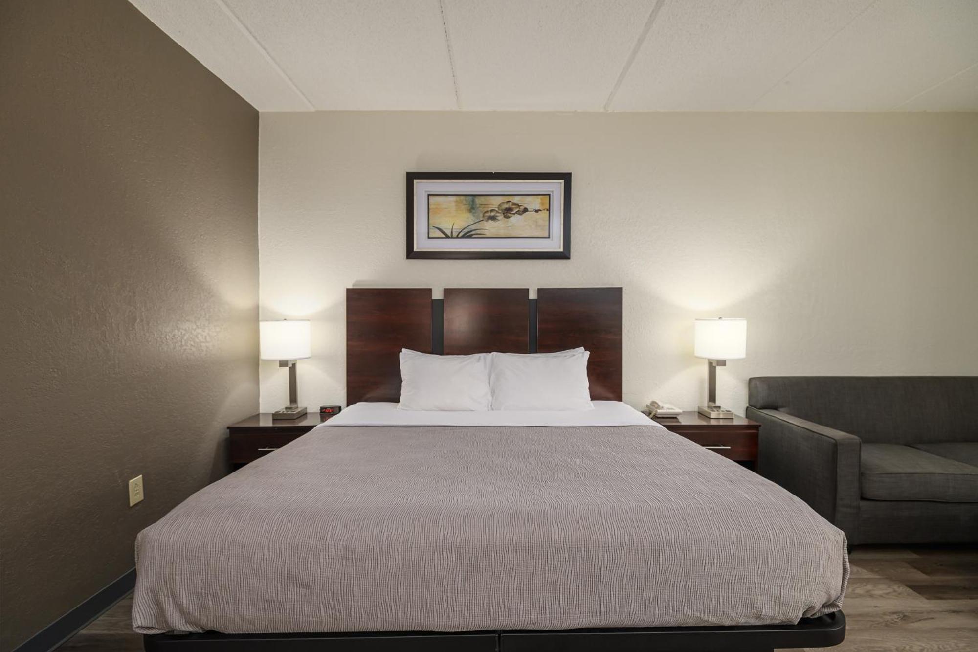 Quality Inn & Suites Lexington Exterior photo