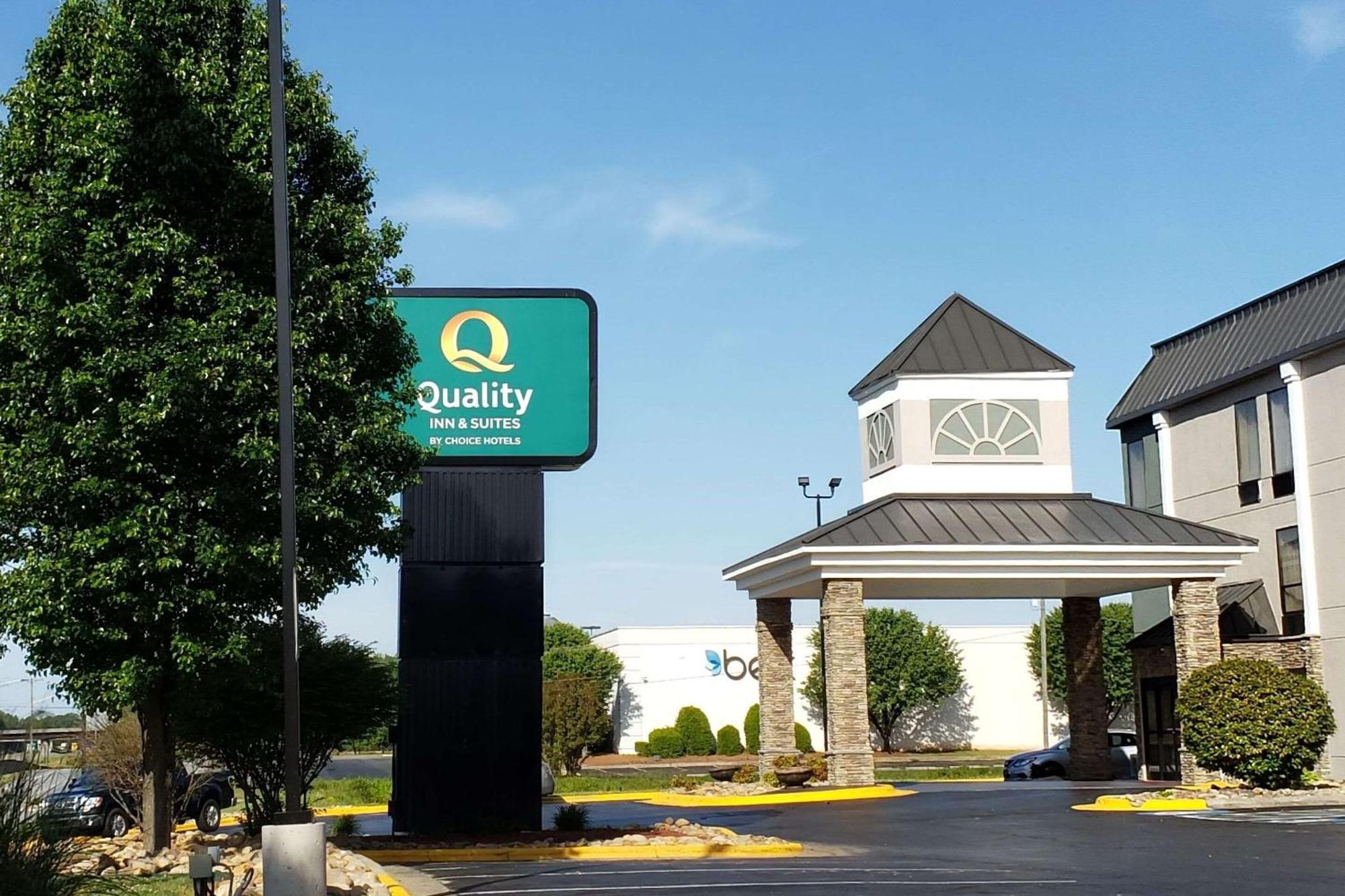 Quality Inn & Suites Lexington Exterior photo